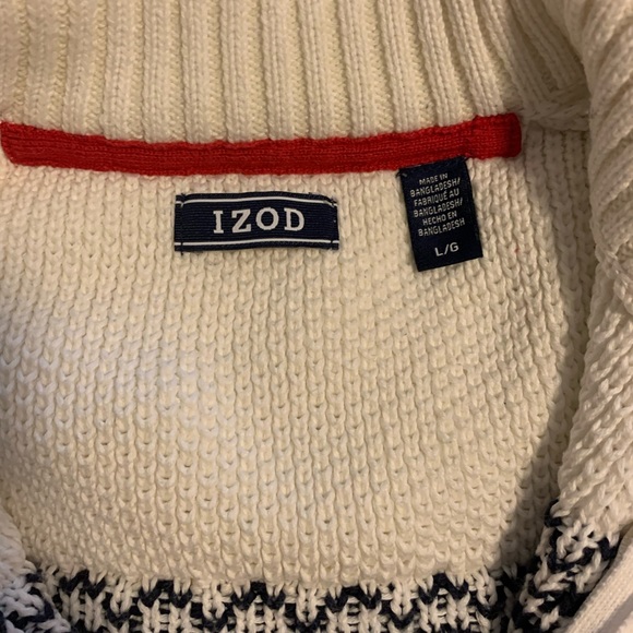 IZOD Christmas sweater - Picture 2 of 2